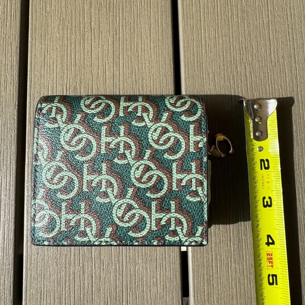 Coach Green Snap Wallet with Signature Monogram Print - NWT - Picture 5 of 9